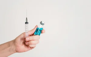 واکسن گارداسیل: سپری نوین در برابر سرطان دهانه رحم و HPV